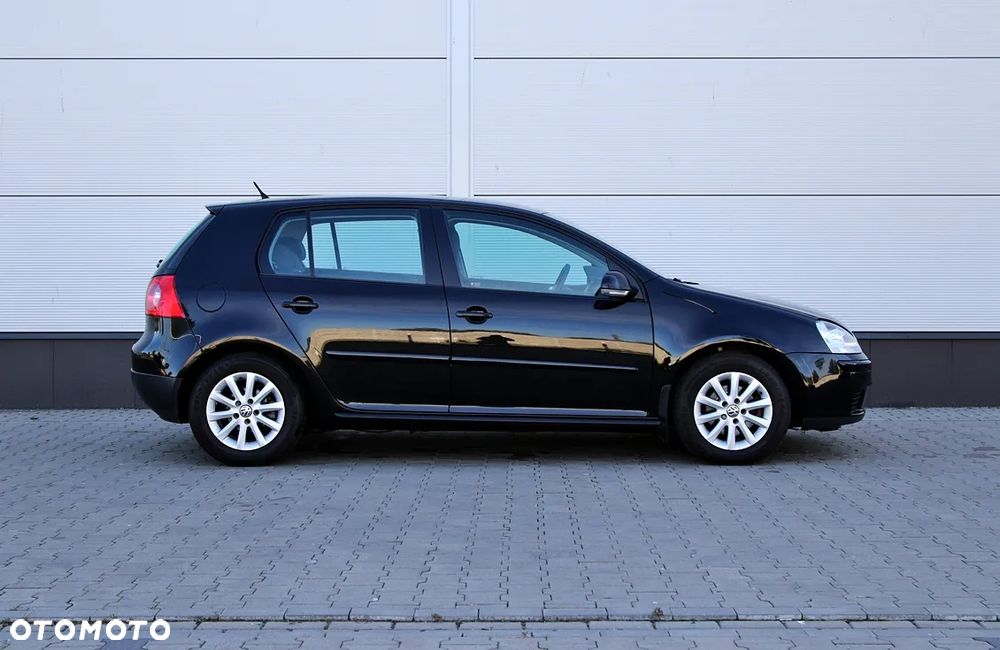 Volkswagen Golf V 1.6 Trendline - 11