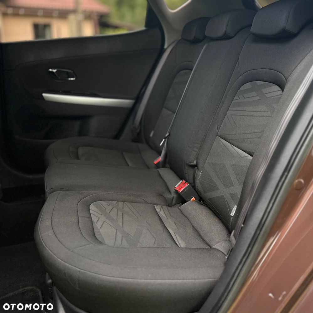 Kia Ceed - 14