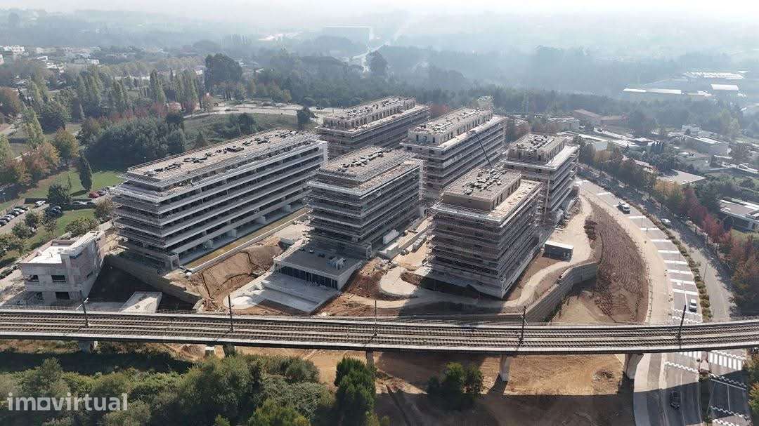 T4 Novo c/ Terraço e Garagem Box para 2 Carros, na Maia - Grande imagem: 2/15
