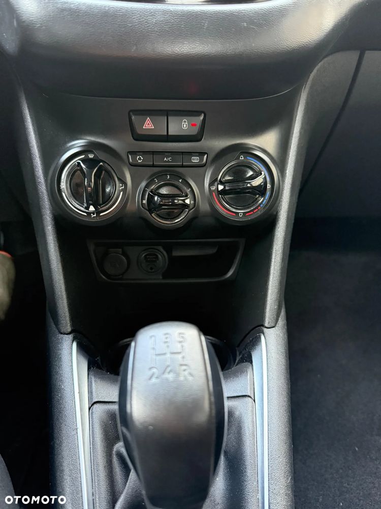 Peugeot 208 - 7