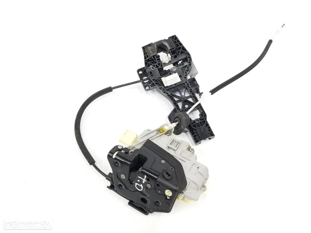 FECHADURA PORTA TRASEIRA DIREITA AUDI Q7 2007 -8K0839016 - 3
