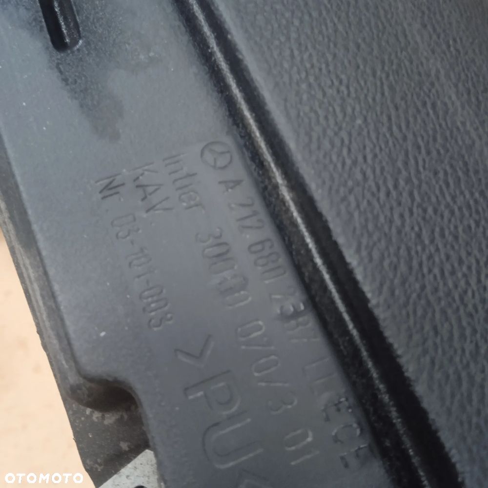 Konsola Mercedes E-klasa W212 A2126802387 - 3