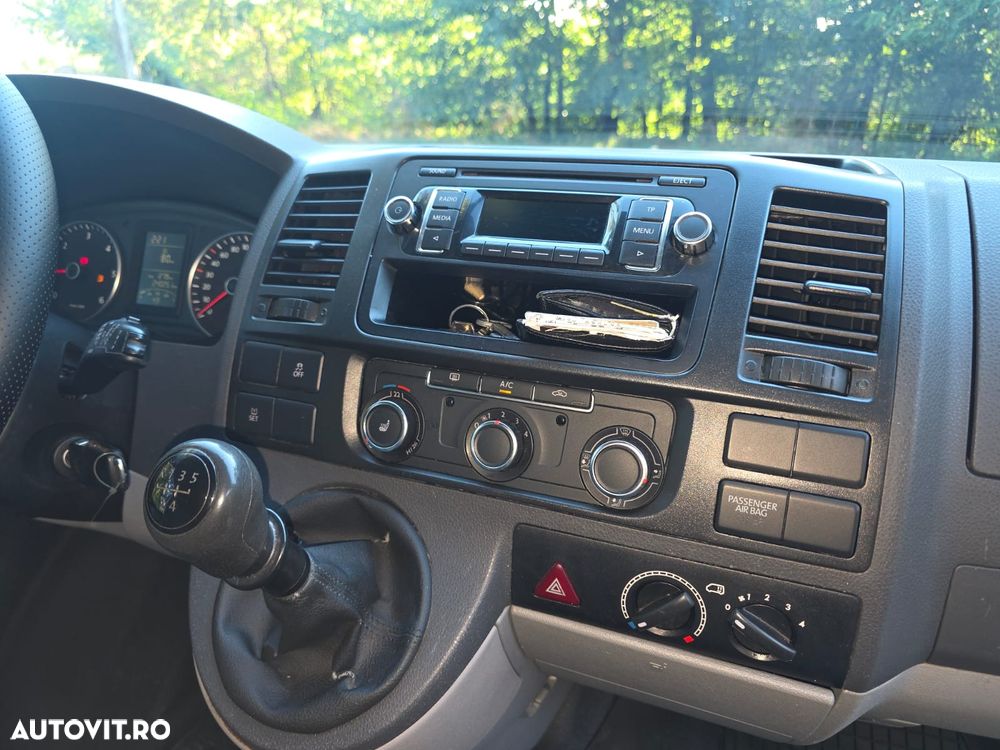 Volkswagen Transporter - 5