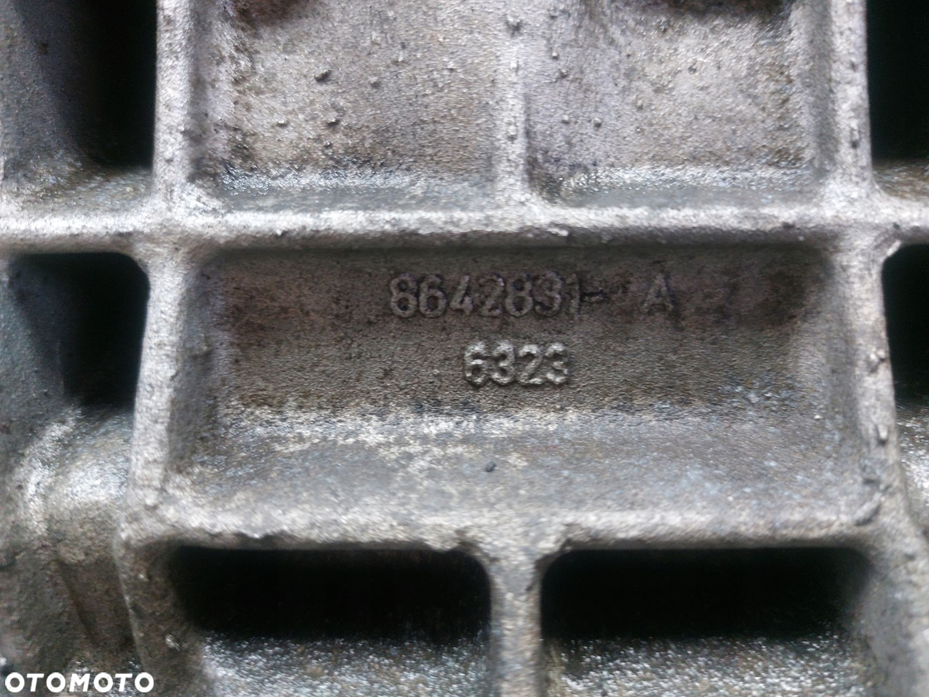 Blok silnika Volvo XC90 I V70 S80 XC70 2.4 D5 D5244T 2002- - 10