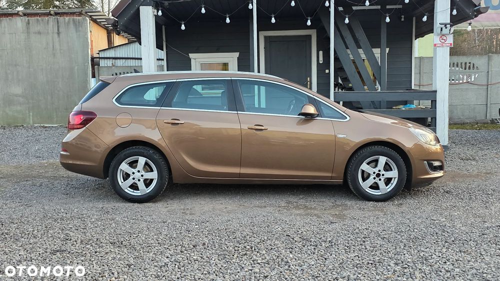 Opel Astra 1.4 T Cosmo - 25