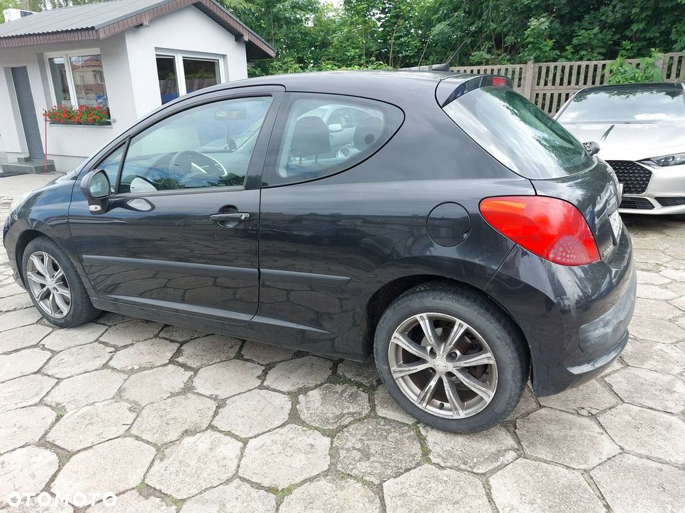 Peugeot 207 - 5