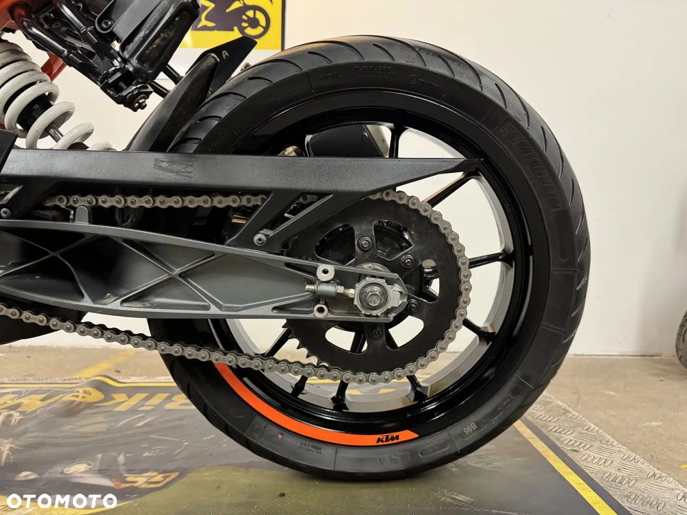 KTM Duke - 25