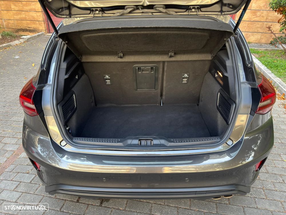 Ford Focus 1.0 EcoBoost MHEV ST-Line - 9