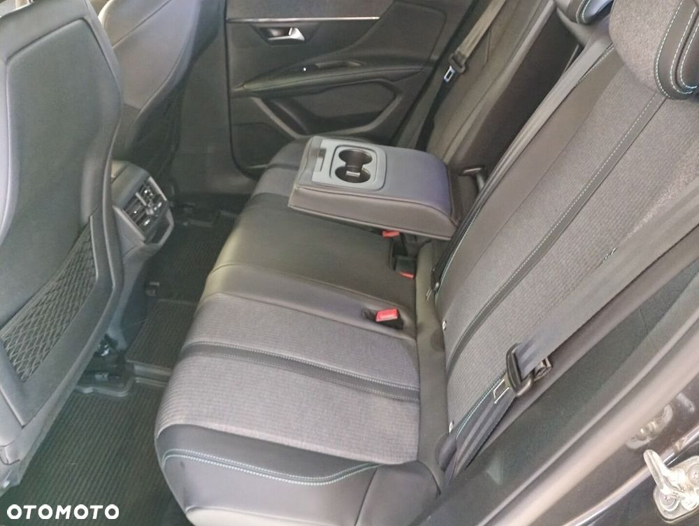 Peugeot 3008 1.2 PureTech Allure Pack S&S EAT8 - 19
