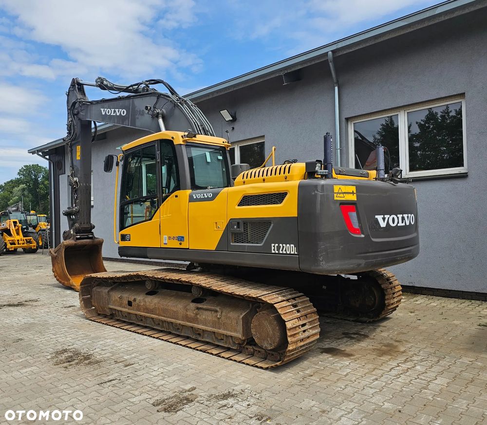 Volvo EC220DL - 5