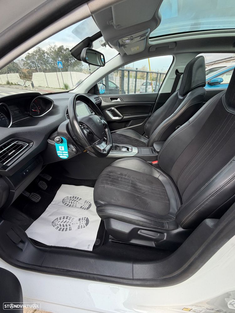 Peugeot 308 1.6 BlueHDi Allure J18 - 21