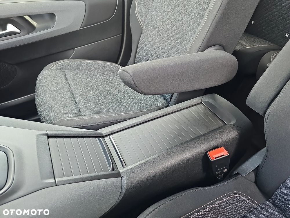 Peugeot Partner RIFTER 1.5 diesel 130KM automat - 28