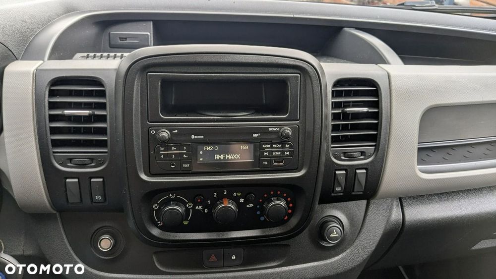 Renault Trafic - 20