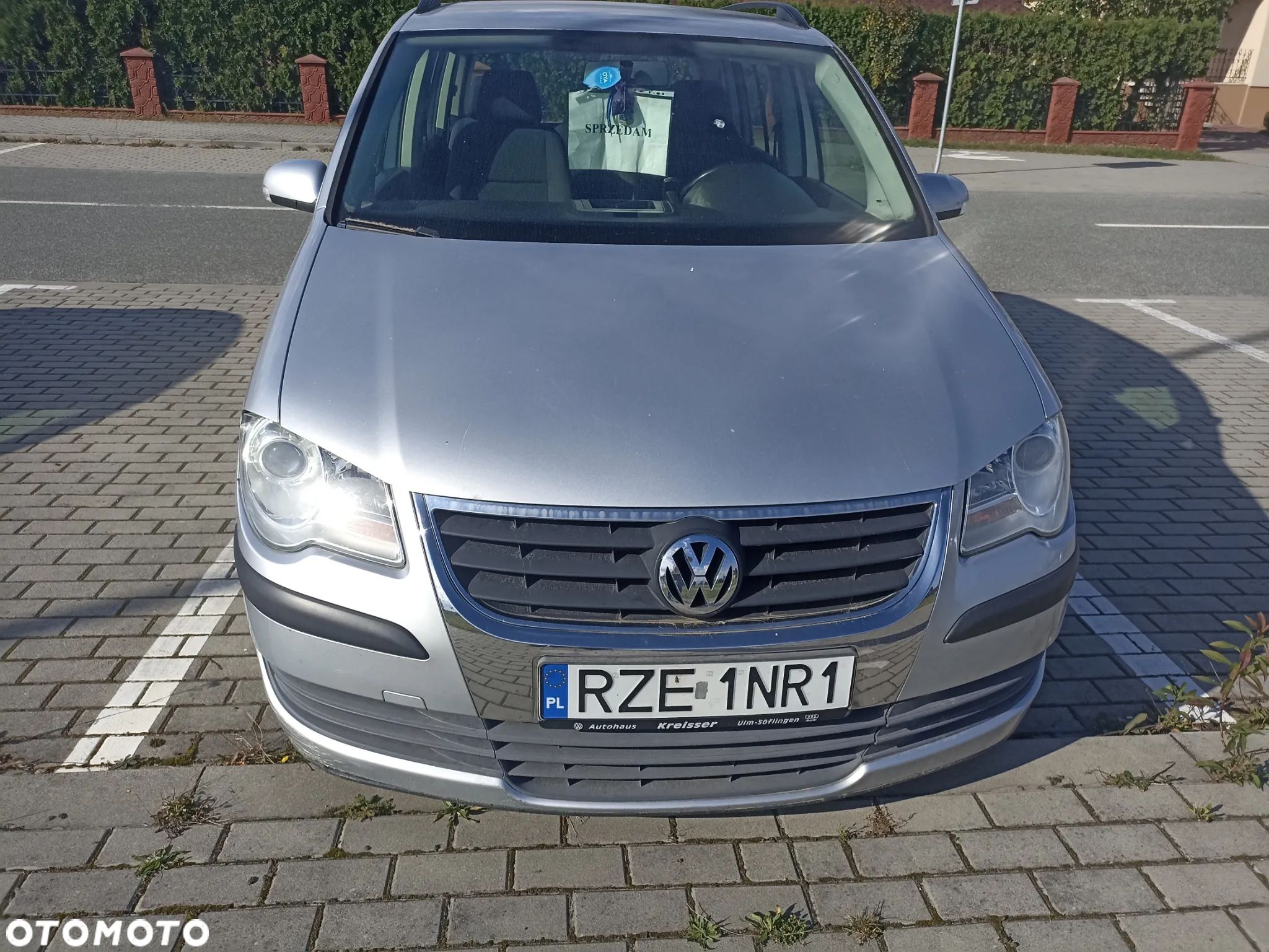 Volkswagen Touran 1.9 TDI Conceptline - 1