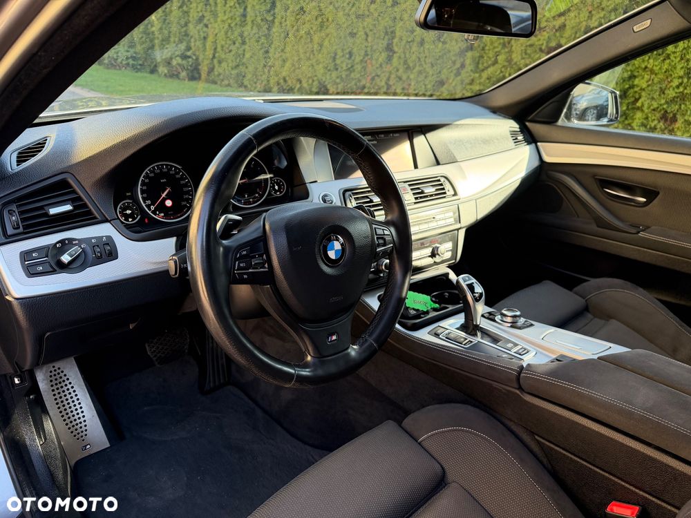 BMW Seria 5 520d Sport-Aut - 21