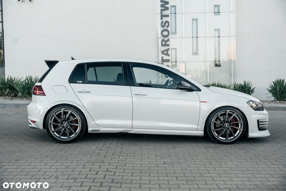Volkswagen Golf GTI (BlueMotion Technology) DSG Performance - 6