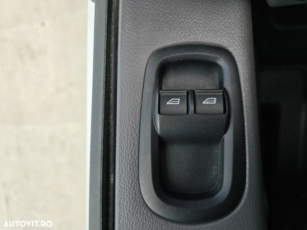 Ford New Transit L4H3 Long Premium Edition - 32