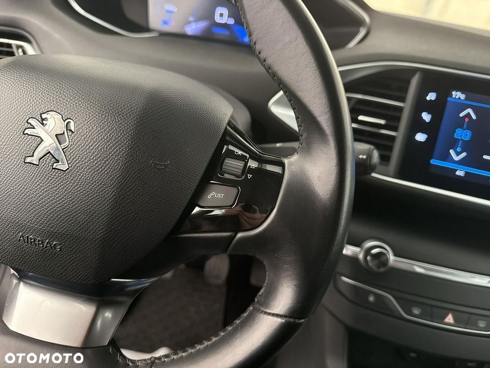 Peugeot 308 - 26