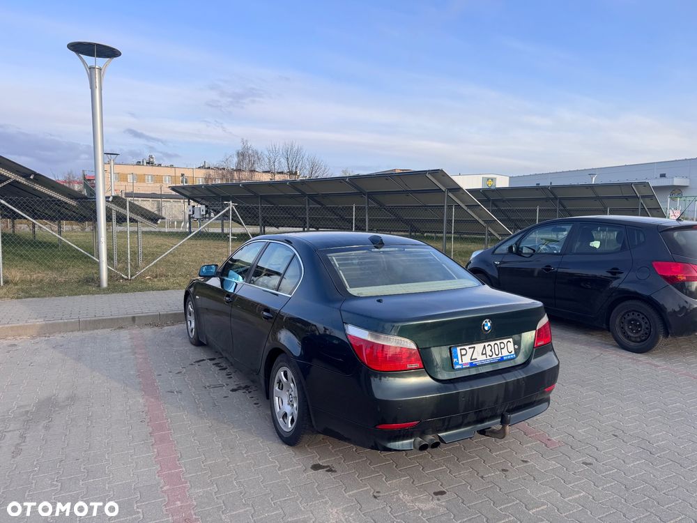 BMW Seria 5 523i - 12