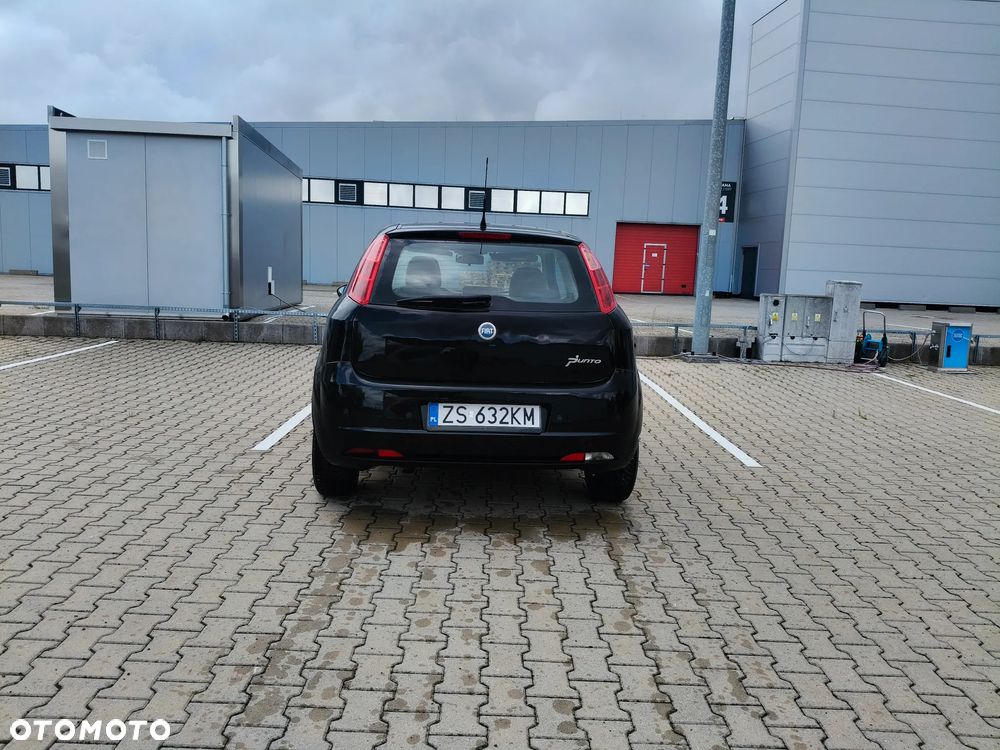 Fiat Grande Punto 1.4 16V Dynamic - 4