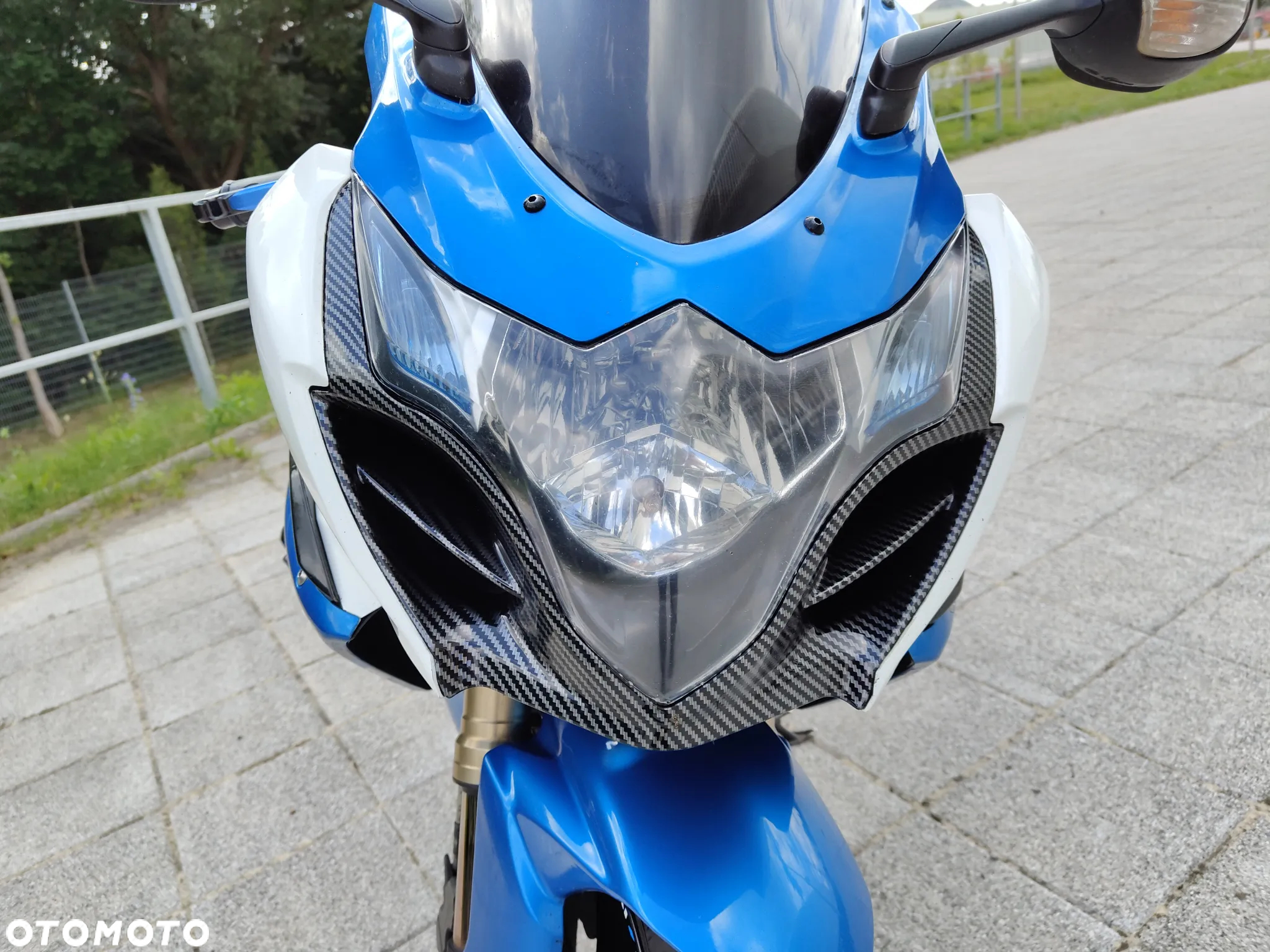 Suzuki GSX-R - 11