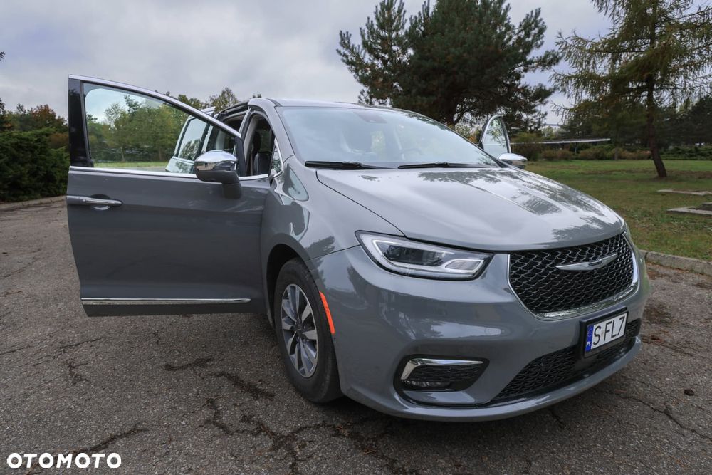 Chrysler Pacifica 2022 photo 5