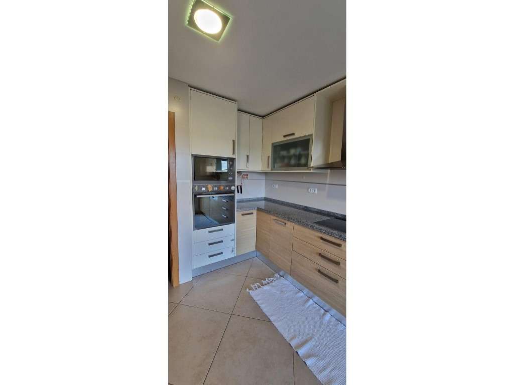 Excelente apartamento T3, situado em codmínio fechado com piscina, ... - Grande imagem: 3/23