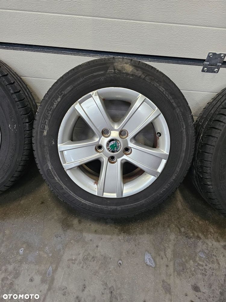 felgi aluminiowa volkswagen oe skoda octavia ii 6.5" x 15" 5x112 - 3