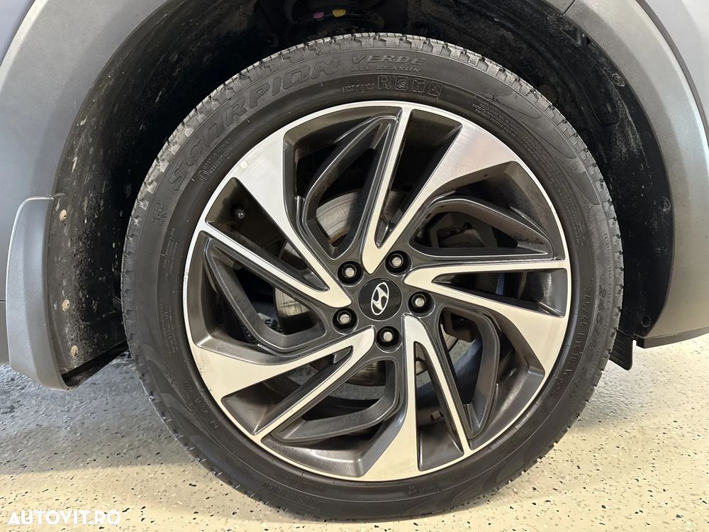 Hyundai Tucson 1.6 T-GDi 4WD 7DCT Luxury - 25