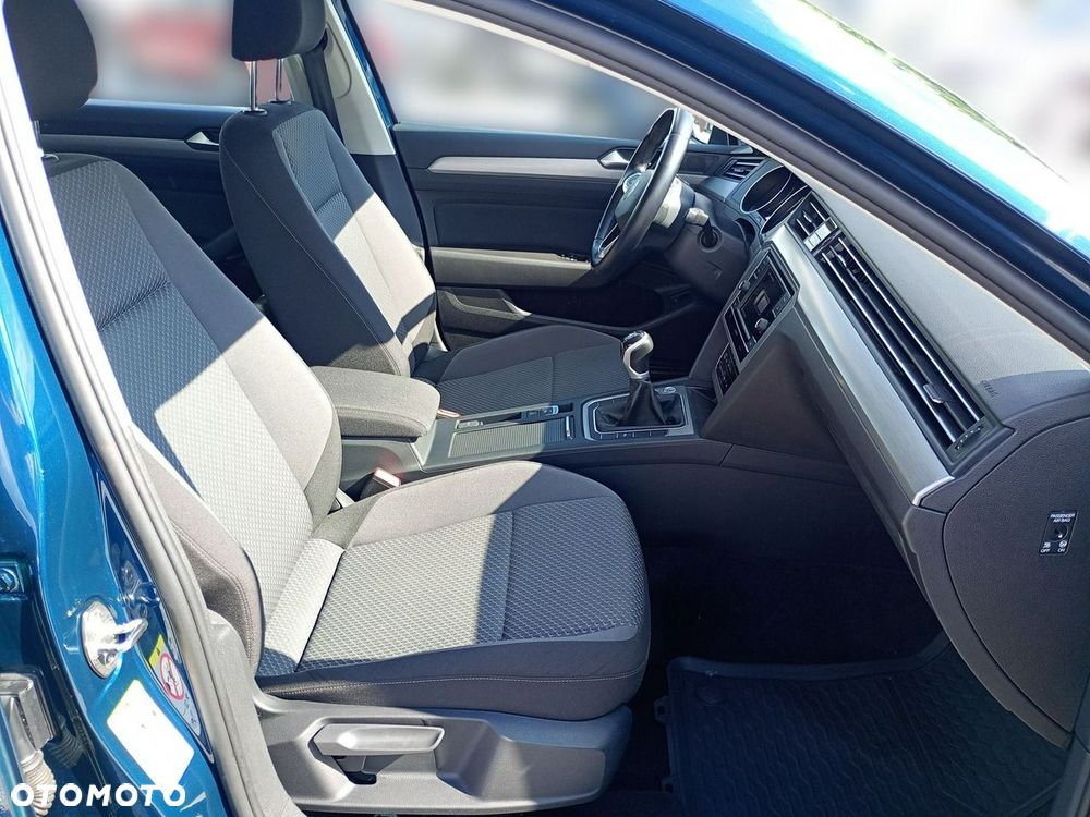 Volkswagen Passat Variant 2.0 TDI EVO Essence - 26