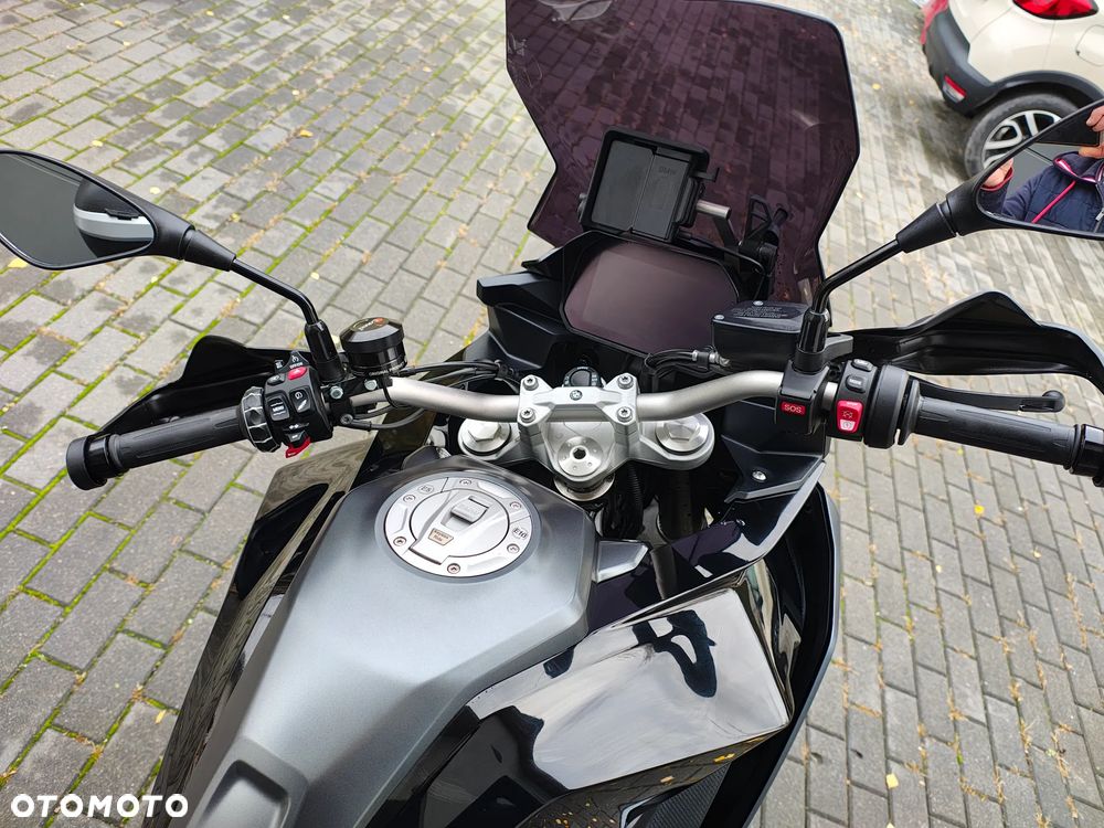 BMW XR - 21