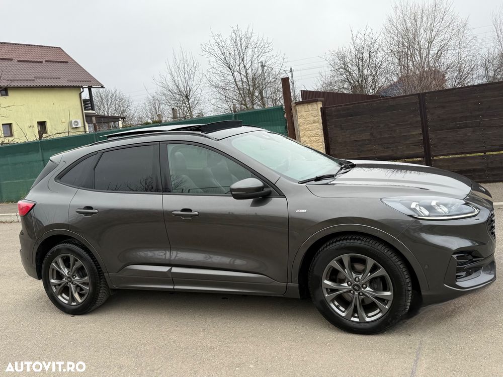 Ford Kuga 2.5 Duratec FHEV ST-LINE - 20