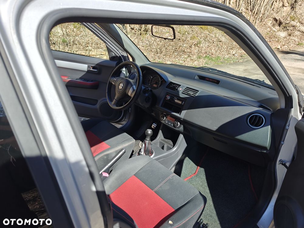 Suzuki Swift - 13