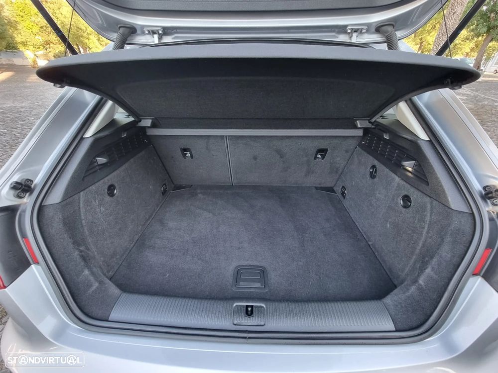 Audi A3 Sportback 1.6 TDI Advance Ultra - 9