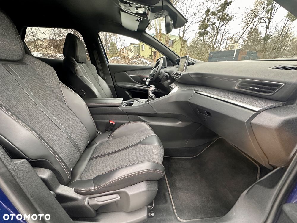 Peugeot 3008 - 17