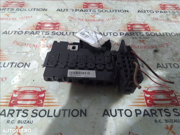 tablou sigurante baterie 1.6d skoda rapid an fabr. 2014 - 1