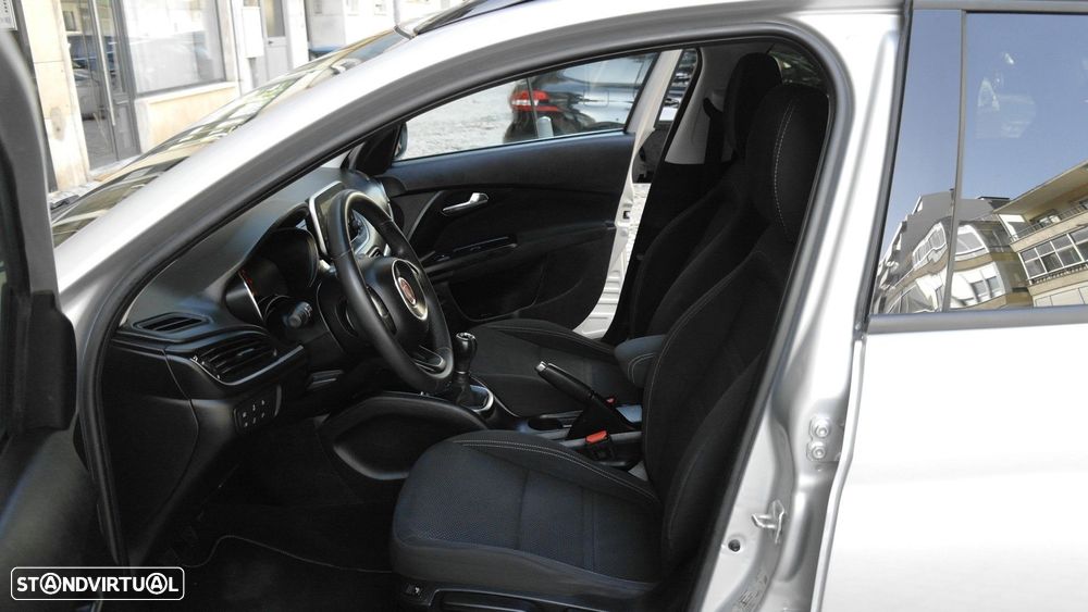 Fiat Tipo Station Wagon 1.3 M-Jet Easy - 33