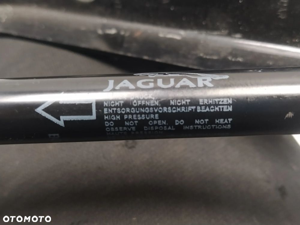 JAGUAR F-PACE X761 ZAWIAS SIŁOWNIK MASKI LEWY PRAWY ORYGINAŁ - 9