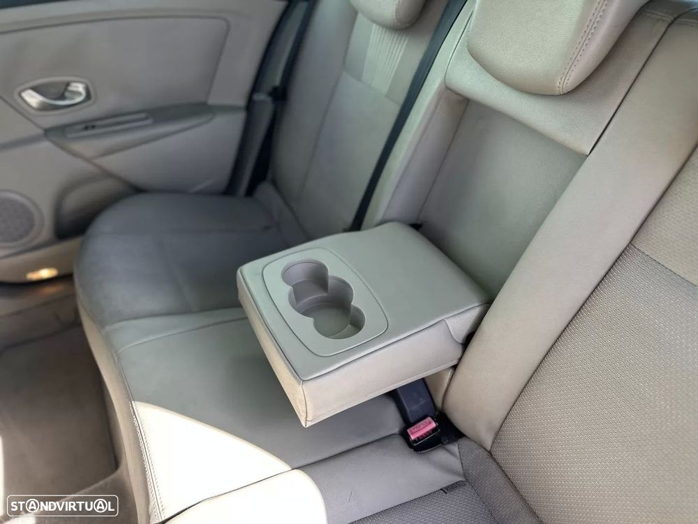 Renault Mégane Sport Tourer 1.5 dCi Dynamique S - 13