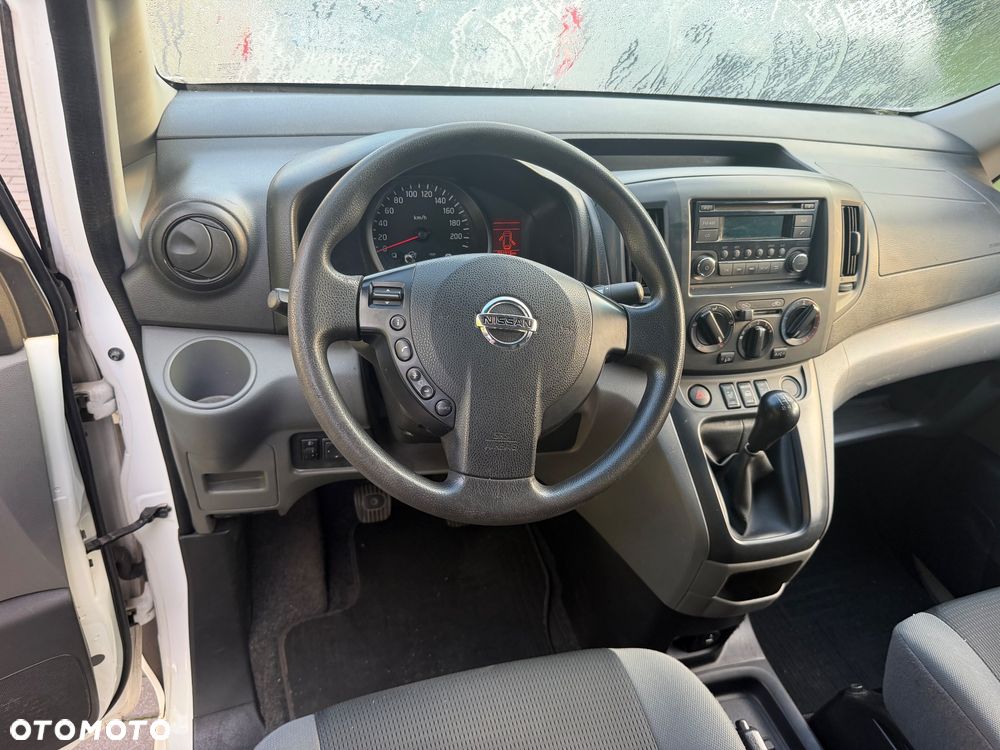 Nissan NV200 - 13