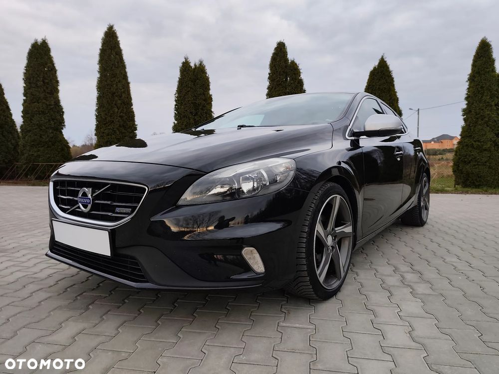 Volvo V40 D2 R Design - 11