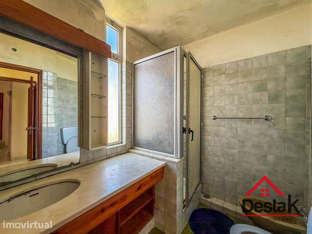 Apartamento T3 em Santo António dos Cavaleiros - Grande imagem: 4/16