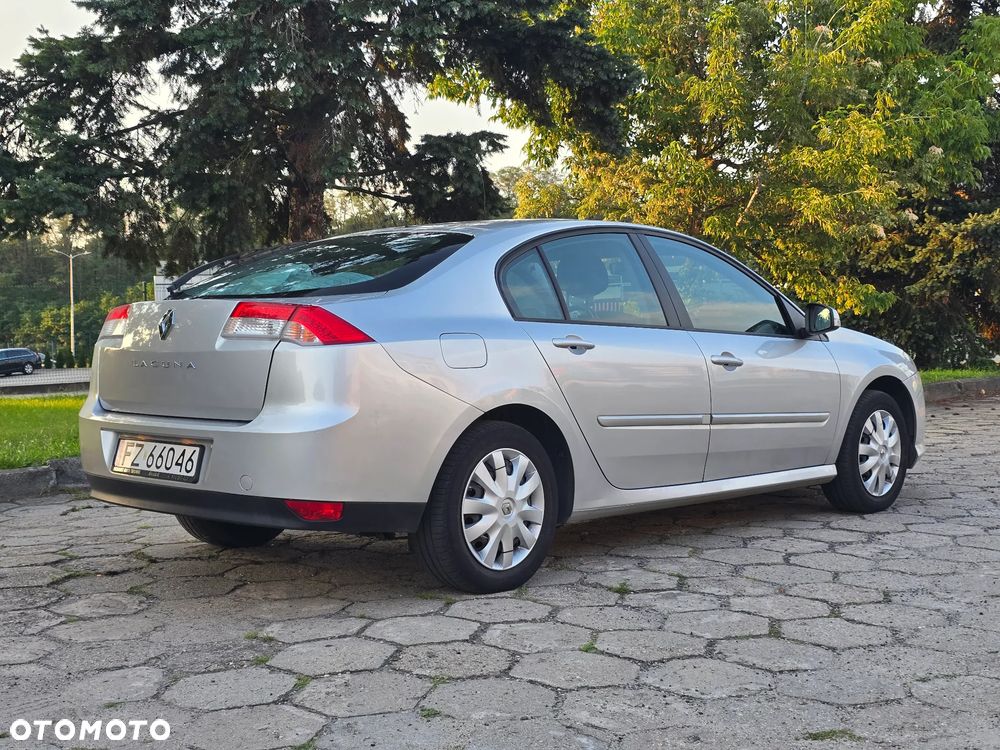 Renault Laguna - 3