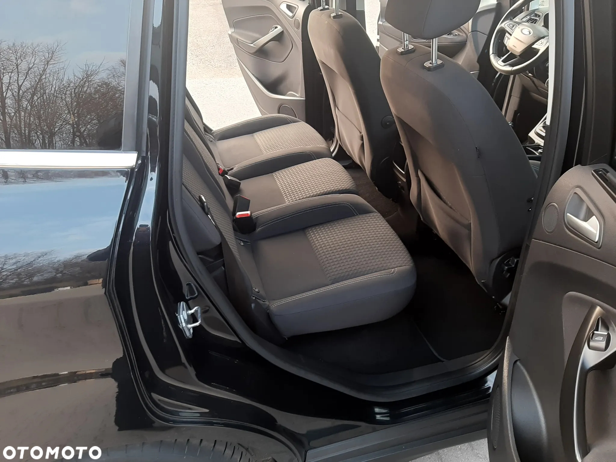 Ford C-MAX - 24