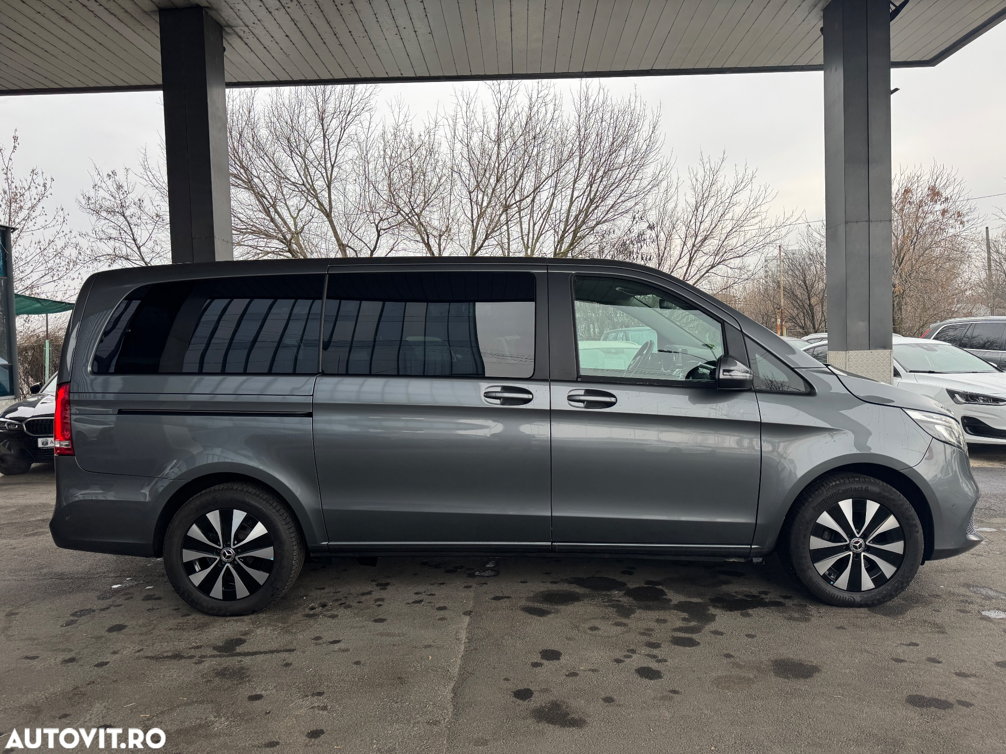 Mercedes-Benz V 300 d lang 4Matic 9G-TRONIC Avantgarde Edition 2020 - 9