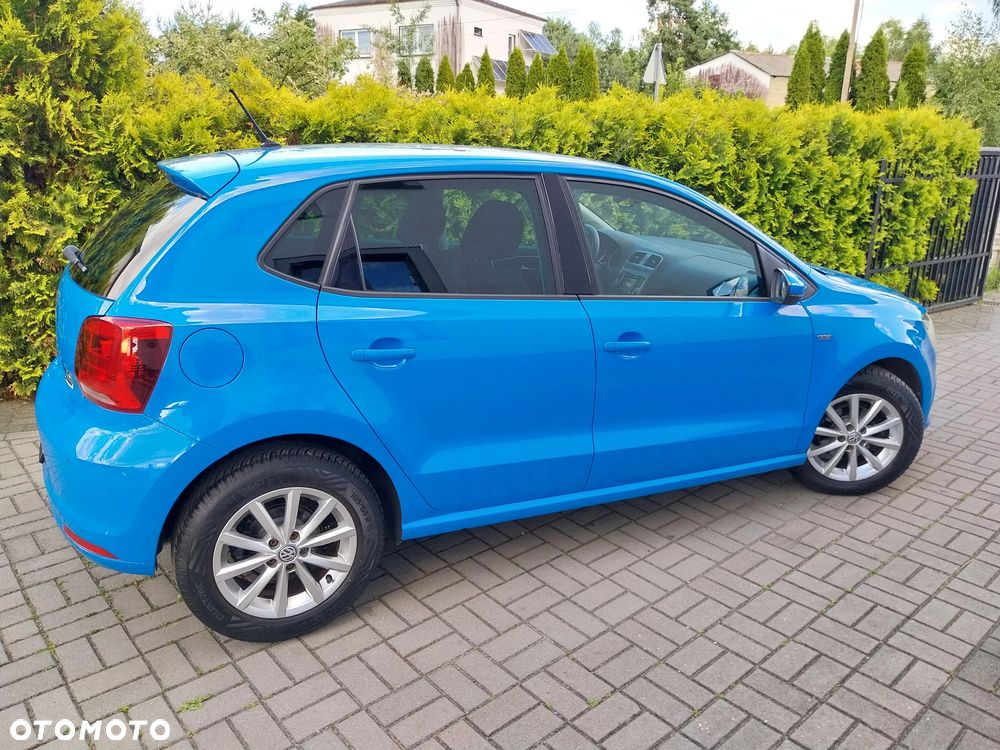 Volkswagen Polo 1.2 TSI Blue Motion Technology Lounge - 4
