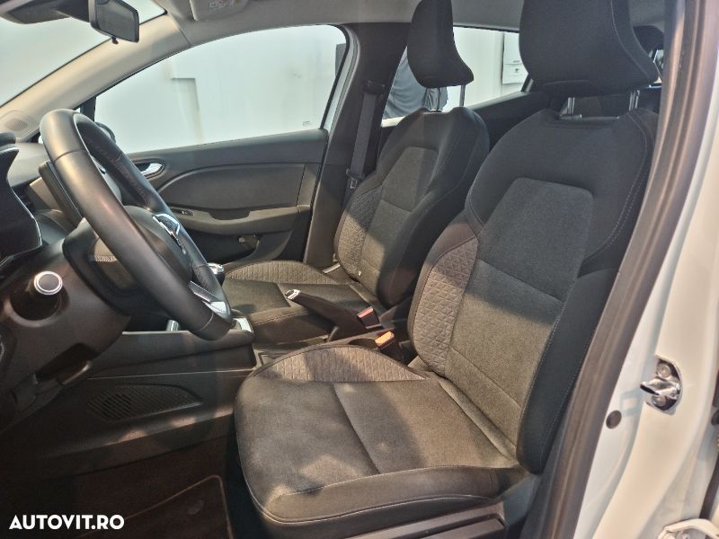 Renault Clio TCe 90 ZEN - 19