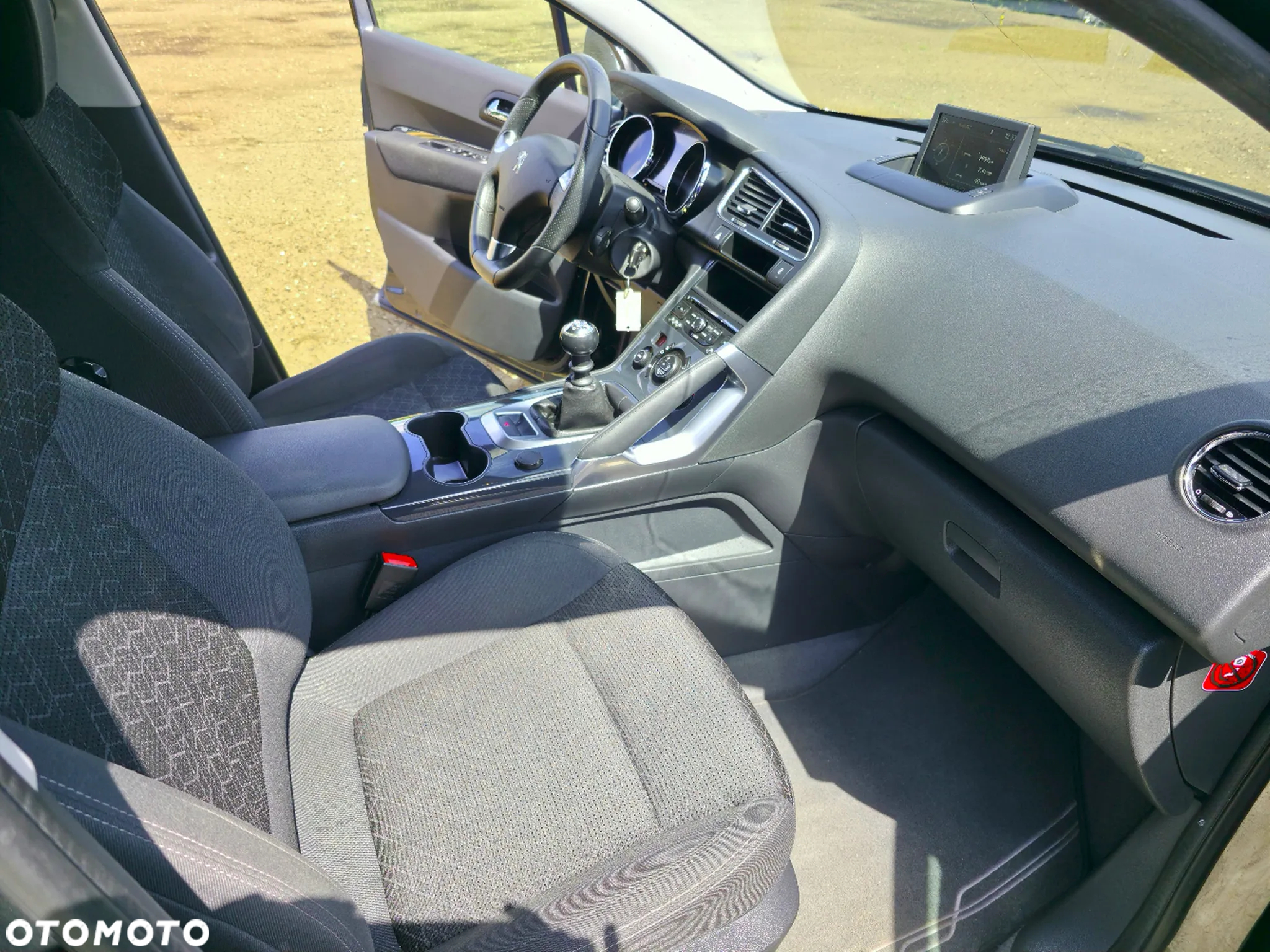 Peugeot 3008 1.2 PureTech Style - 12