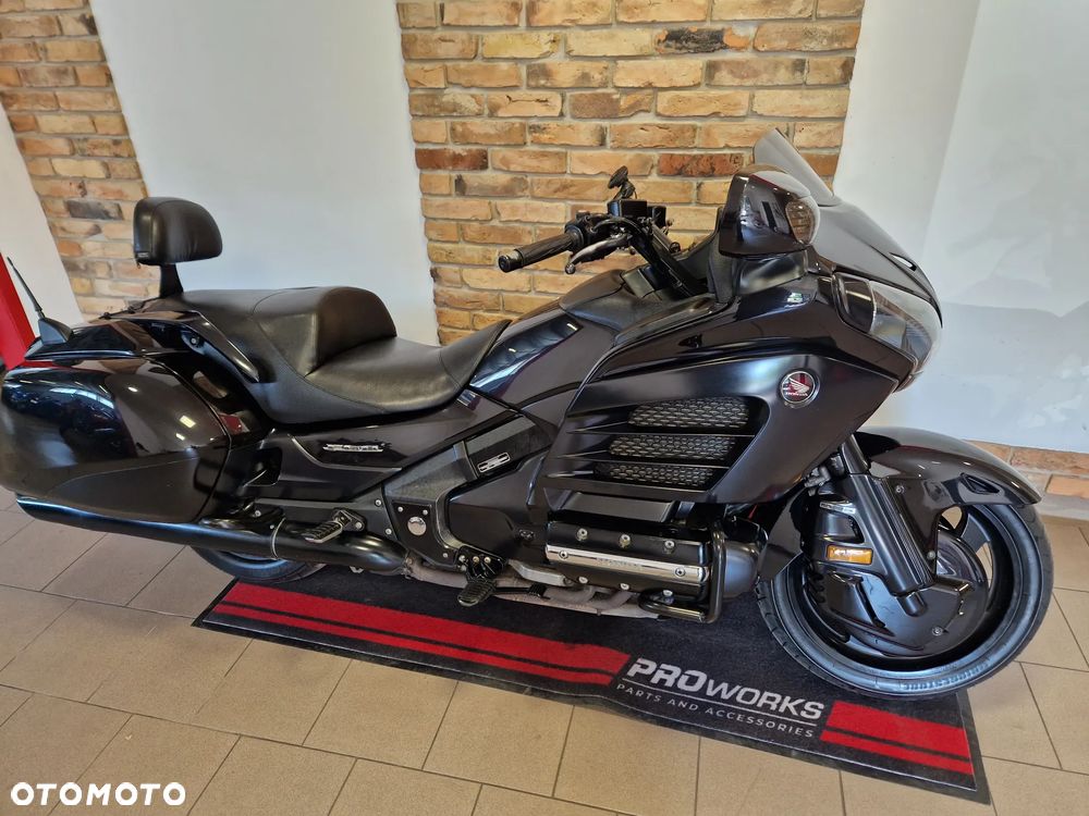 Honda GL - 5