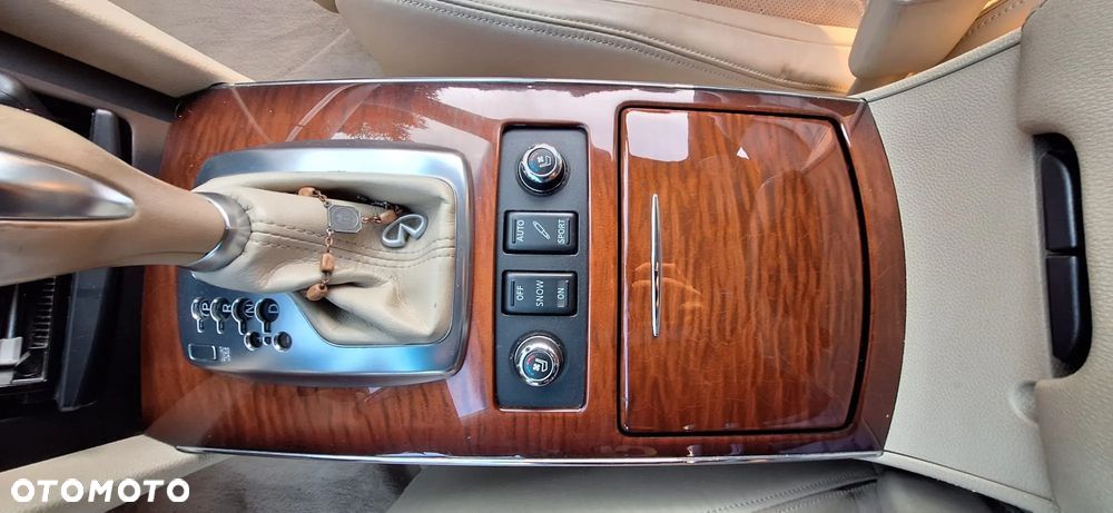 Infiniti FX FX50 S Premium - 8